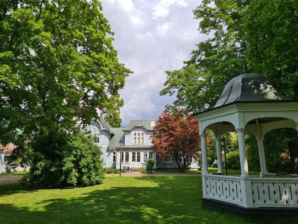 Lahe Guesthouse Haapsalu Exterior photo
