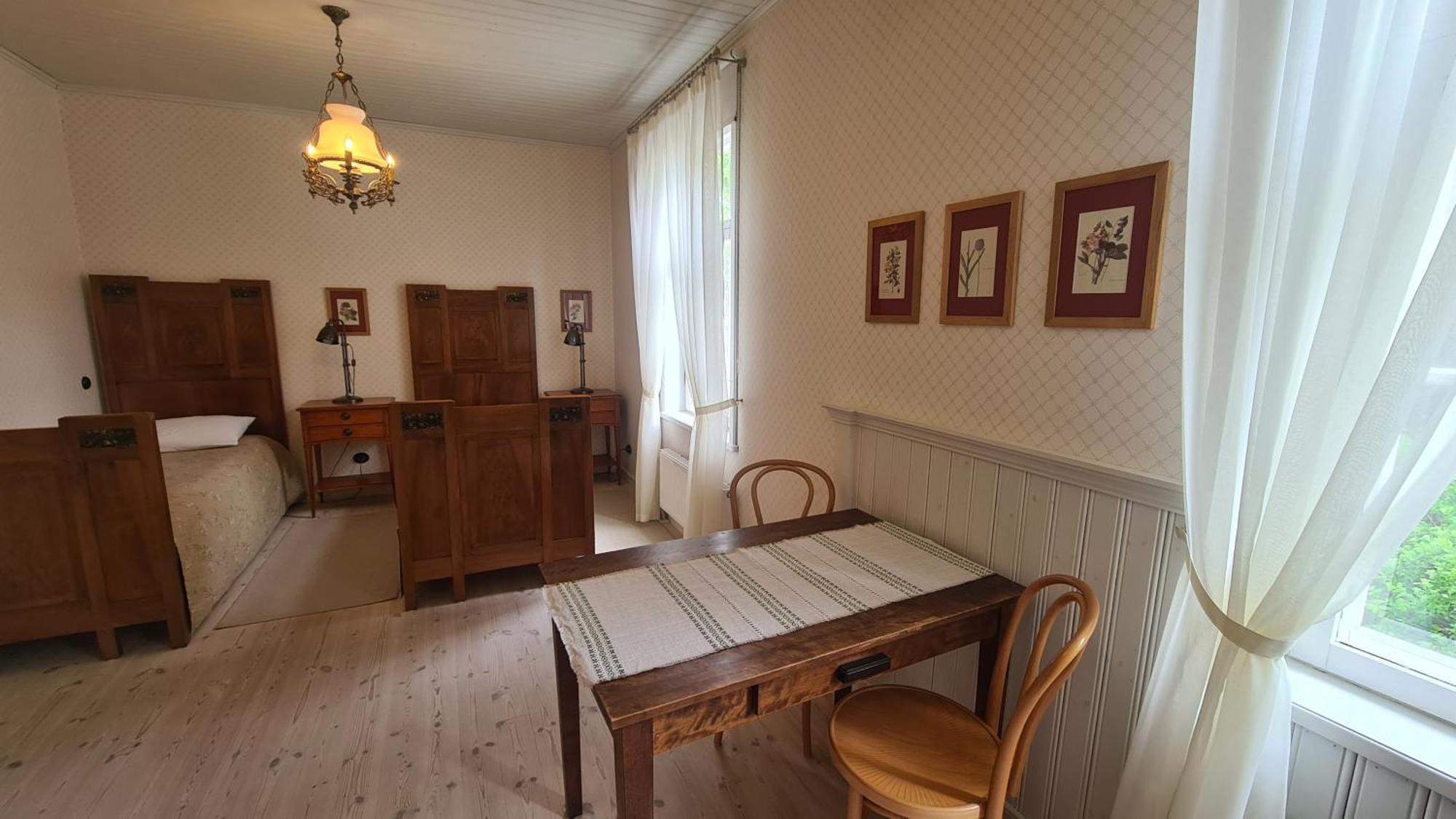 Lahe Guesthouse Haapsalu Exterior photo