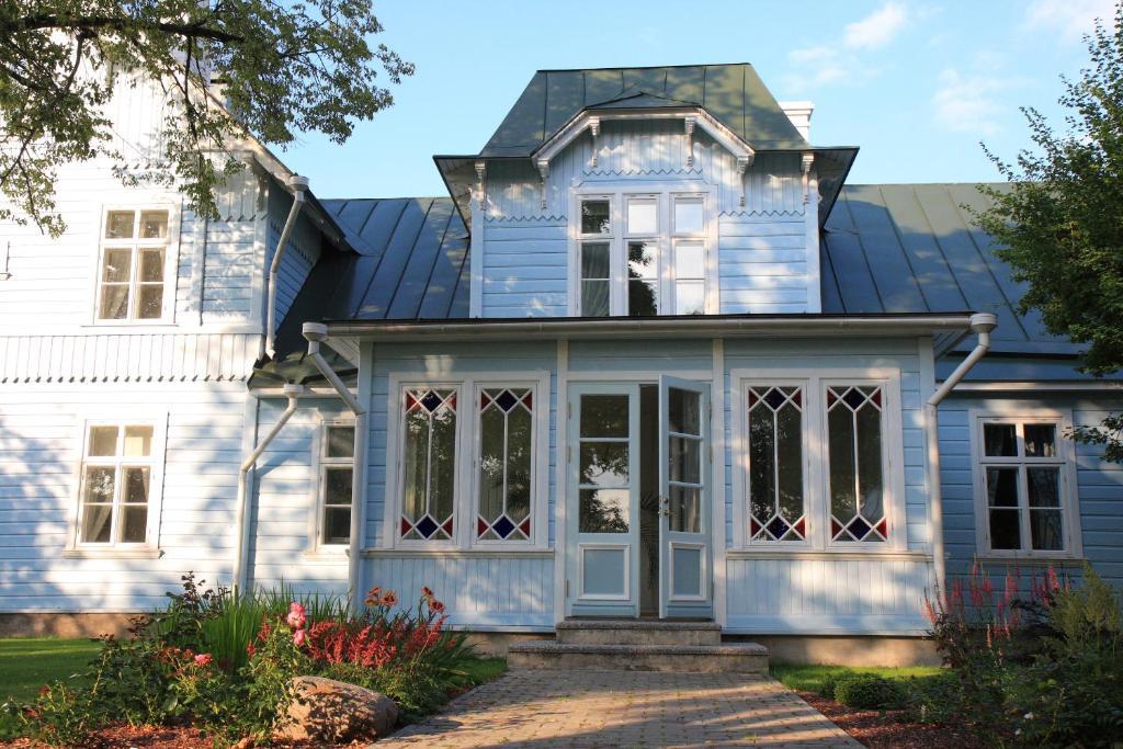 Lahe Guesthouse Haapsalu Exterior photo
