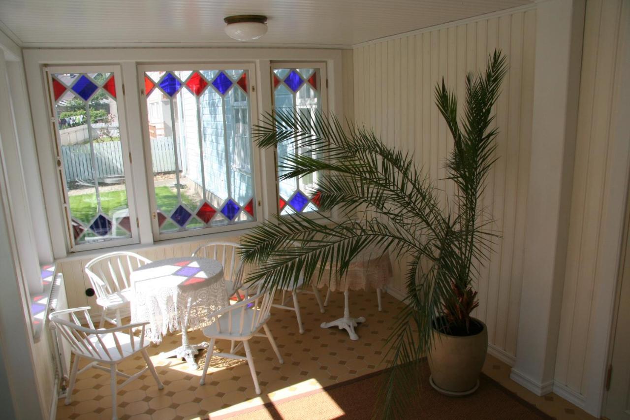 Lahe Guesthouse Haapsalu Exterior photo